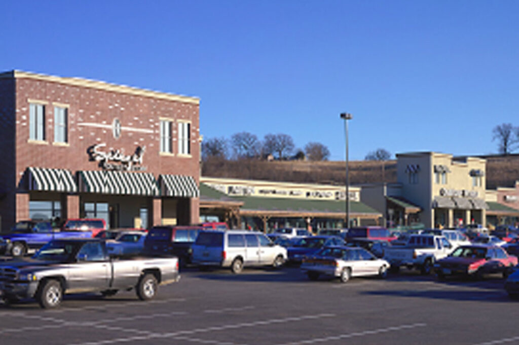 Kansas City Retail Stores, Exterior